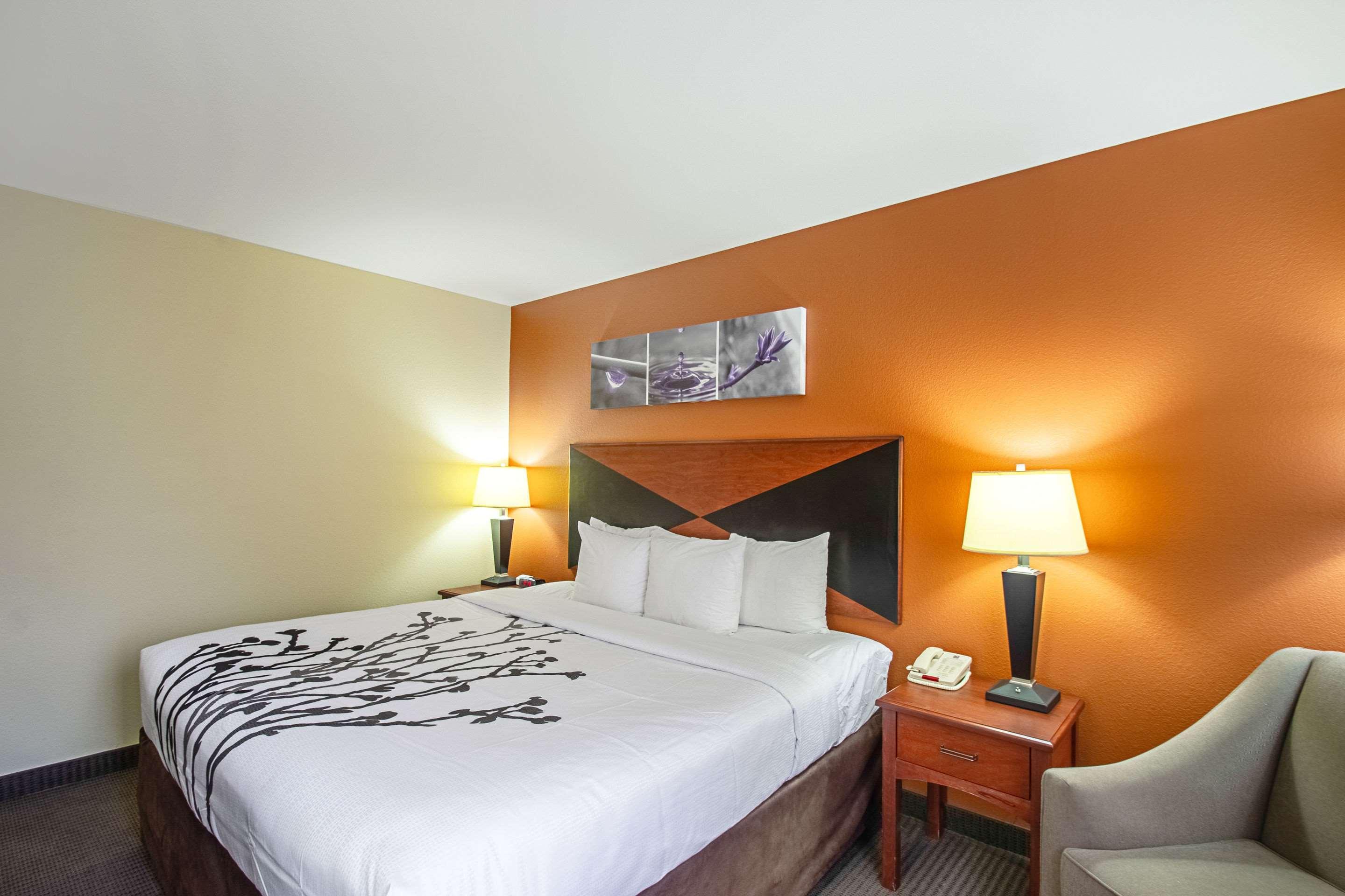 Sleep Inn & Suites Madison - Monona Exteriör bild