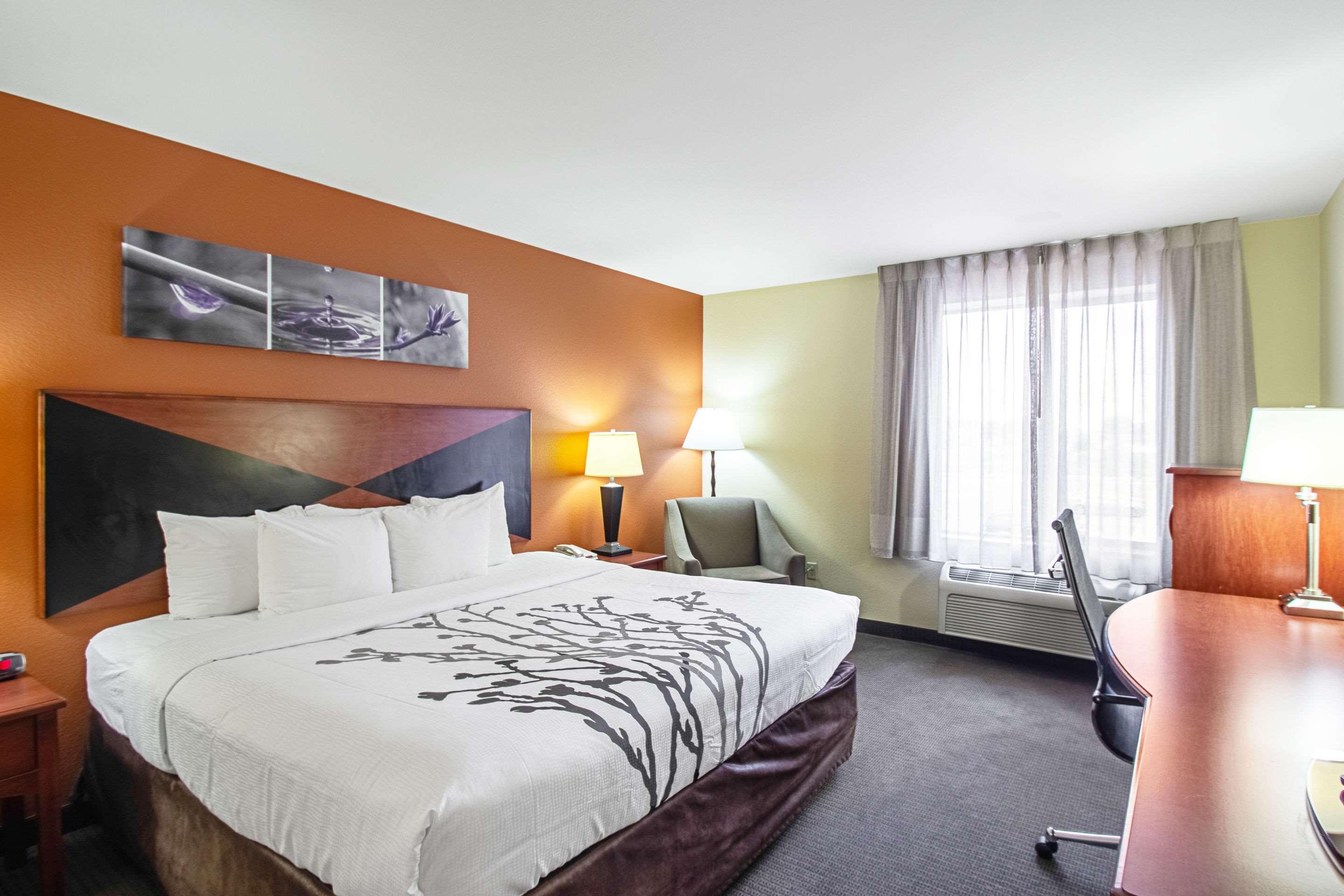 Sleep Inn & Suites Madison - Monona Exteriör bild