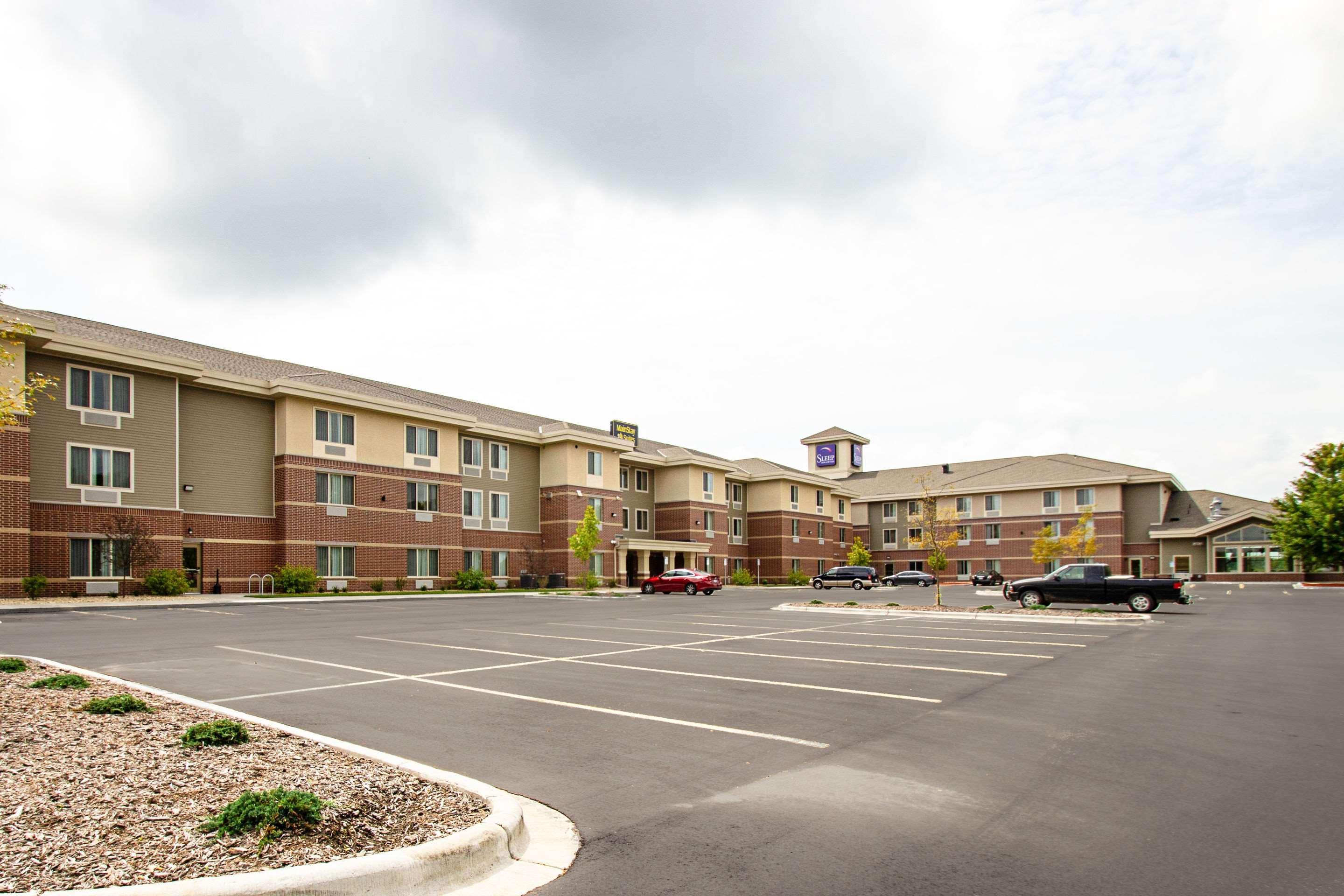 Sleep Inn & Suites Madison - Monona Exteriör bild