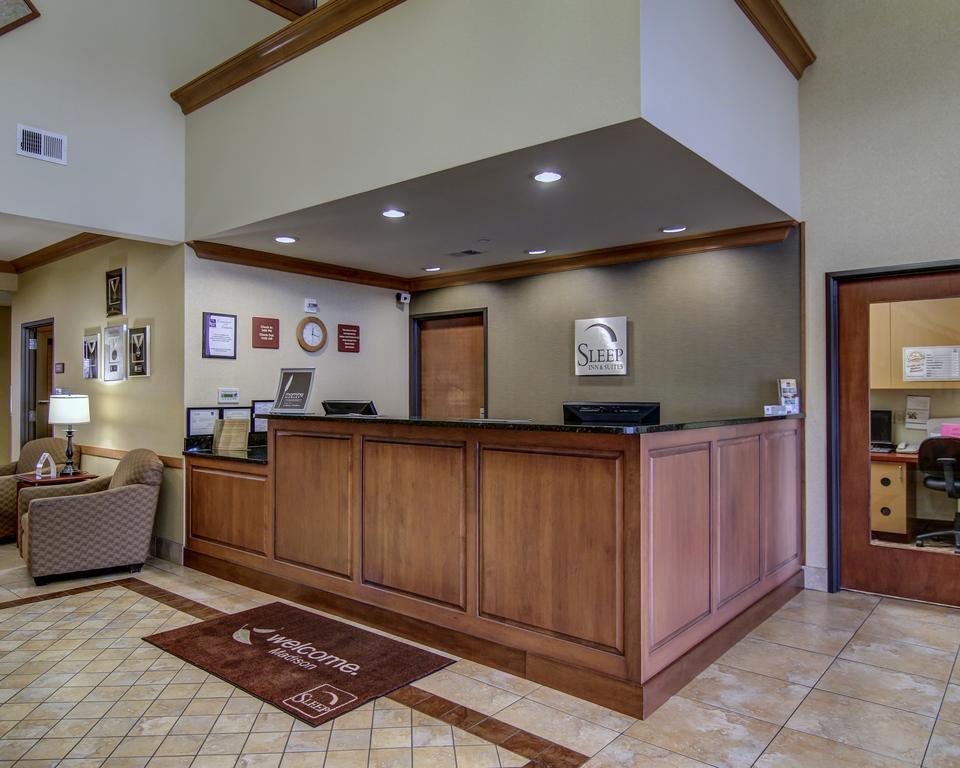 Sleep Inn & Suites Madison - Monona Exteriör bild