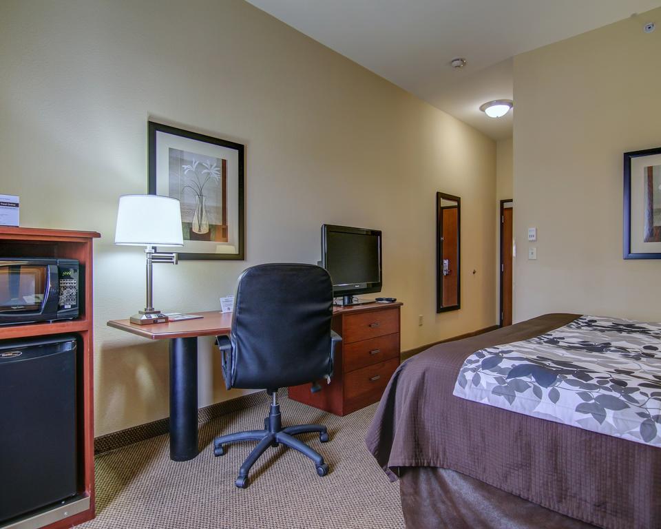 Sleep Inn & Suites Madison - Monona Exteriör bild