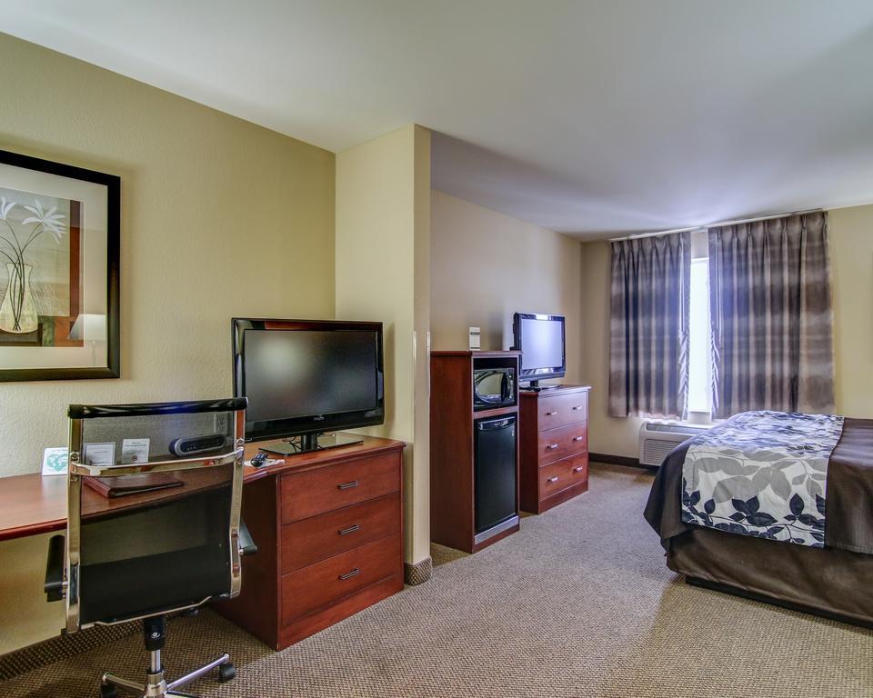 Sleep Inn & Suites Madison - Monona Exteriör bild
