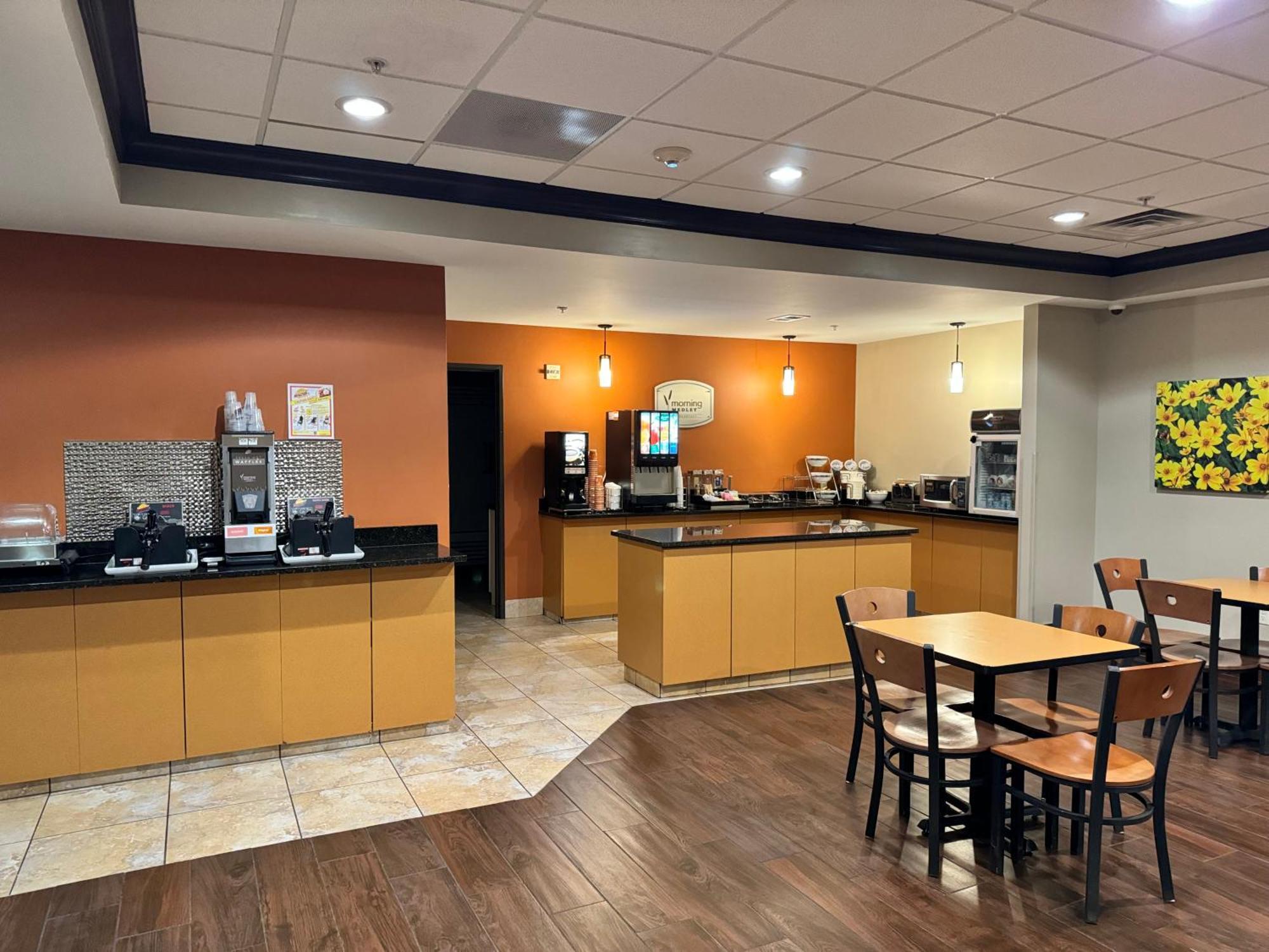 Sleep Inn & Suites Madison - Monona Exteriör bild